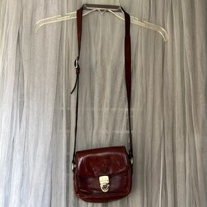 ⭐️ Oroton vintage 80s authentic little purse. Long strap can be shortened